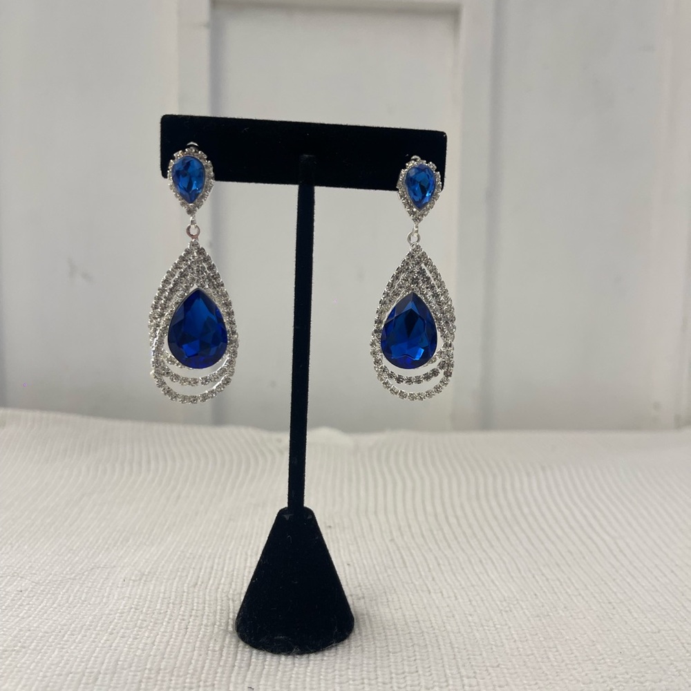 Elegant Blue and Silver Drop Earrings